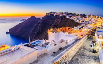 Santorini - dedinky na útesoch nad sopečnou kalderou - letecký zájazd CK TURANCAR