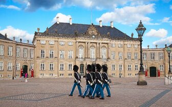 Letecké poznávacie zájazdy CK Turancar, Kodaň a Malmö – pôvab Škandinávie, Royal Gard