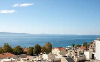 Ante - výhľad z apartmánu -  autobusový zájazd CK Turancar - Chorvátsko - Dugi Rat