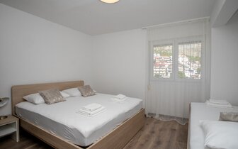 Ante - spálňa -  autobusový zájazd CK Turancar - Chorvátsko - Dugi Rat