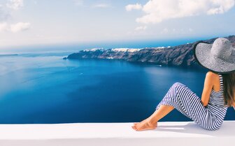 Santorini - pohľad na kalderu - letecký poznávací zájazd CK TURANCAR