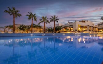 Santa Marina Plaza Giannoulis - hotel - letecký zájazd CK Turancar - Kréta, Agia Marina