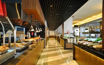 Eftalia Splash - bufetové stoly - letecký zájazd CK Turancar - Turecko, Türkler