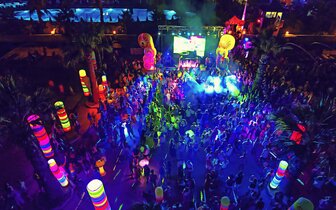 Eftalia Aqua Resort - diskotéka - letecký zájazd CK Turancar - Turecko, Türkler