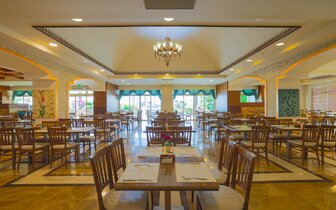 Crystal Family - reštaurácia - letecký zájazd CK Turancar - Turecko, Belek