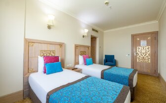 Crystal Family - dvojspálňová rodinná izba - letecký zájazd CK Turancar - Turecko, Belek