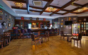 Crystal Sunset - Irish bar - letecký zájazd CK Turancar - Turecko, Side