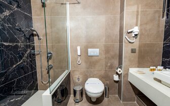 Crystal Centro - kúpeľňa - letecký zájazd CK Turancar - Turecko, Lara