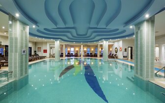 Crystal TAT Beach - vnútorný bazén - letecký zájazd CK Turancar - Turecko, Belek