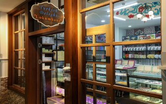 Crystal Waterworld Aqua - obchod - letecký zájazd CK Turancar - Turecko, Belek