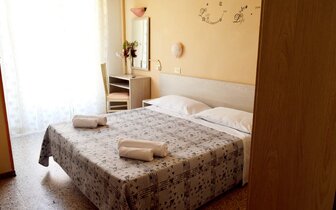 Hotel CIRENE v letovisku Rimini, dovolenka autobusovou a individuálnou dopravou CK TURANCAR