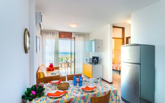 Rezidencia Ambassador v Bibione, apartmány individuálnou alebo autobusovou dopravou CK TURANCAR