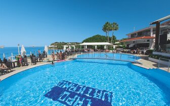 Scoglio Della Galea Resort & Spa - bazén - letecký zájazd od CK Turancar - Taliansko, Kalábria