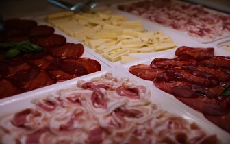 Mangia´s Sardinia Resort - jedáleň - letecký zájazd CK Turancar - Taliansko - Sardínia