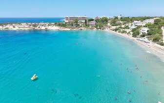 Thalasa Boutique Hotel – pláž– letecký zájazd CK Turancar – Cyprus, Paphos