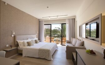 Venus Beach Hotel – hotel – letecký zájazd CK Turancar – Cyprus, Paphos