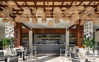 Swandor Hotels & Resort - bar - letecký zájazd CK Turancar - Turecko, Kemer