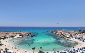 Chrysomaren Beach Hotel & Resort – pláž– letecký zájazd CK Turancar – Cyprus, Ayia Napa