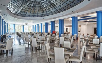 Sandy Beach – jedáleň– letecký zájazd CK Turancar – Cyprus, Larnaca 