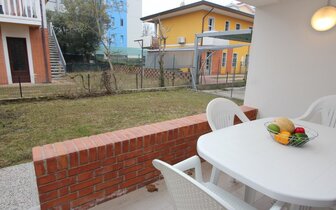 Vila Bruna v BIBIONE - trilo C na prízemí - Taliansko, pobyty individuálnou a autobusovou dopravou CK TURANCAR