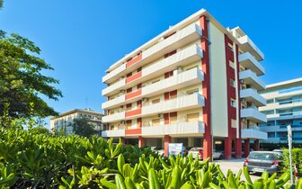 Apartmánový dom TETI v BIBIONE - pobyty individuálnou a autobusovou dopravou CK TURANCAR