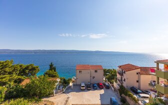 Villa Lana - apartmánový dom - autobusový zájazd CK Turancar - Chorvátsko, Omiš, Nemira