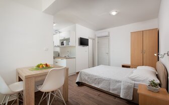 Villa Lana - štúdio - autobusový zájazd CK Turancar - Chorvátsko, Omiš, Nemira