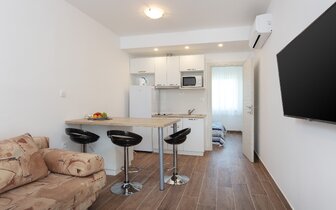 Villa Lana - apartmán - autobusový zájazd CK Turancar - Chorvátsko, Omiš, Nemira