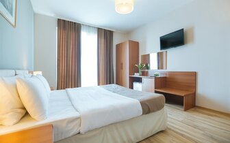 Albanian Star – izba – letecký zájazd CK Turancar – Albánsko, Durrës