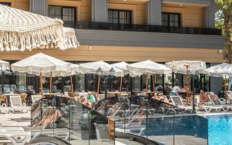 Fafa Sun – bazén– letecký zájazd CK Turancar – Albánsko, Durrës