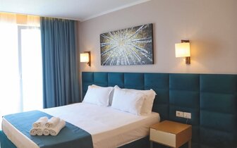 VM Resort – bazén– letecký zájazd CK Turancar – Albánsko, Durrës