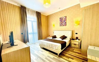 AMH hotel – izba– letecký zájazd CK Turancar – Albánsko, Durrës
