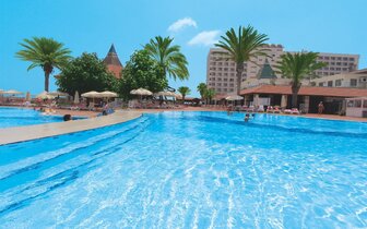 Salamis Bay Conti – bazén – letecký zájazd CK Turancar – Severný Cyprus - Famagusta