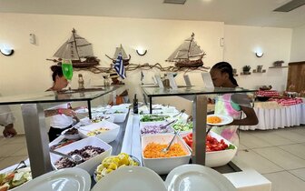 Evia Riviera Resort – reštaurácia – letecký zájazd CK Turancar – Grécko - Evia