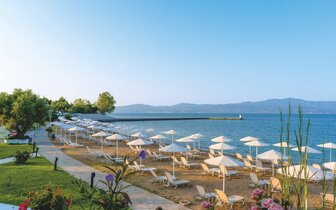 Palmariva Beach Hotel – pláž – letecký zájazd CK Turancar – Grécko - Evia