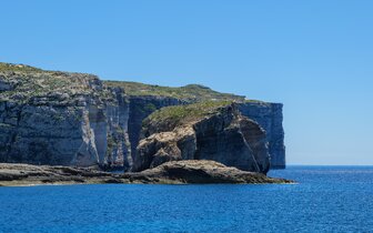 . Letecký poznávací zájazd CK Turancar, Malta – historická mozaika, Dwejra Bay Gozo Malta cliffs