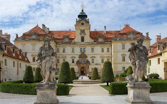 CK Turancar, autobusový poznávací zájazd, Morava, zámok Valtice