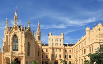 CK Turancar, autobusový poznávací zájazd, Morava, zámok Lednice