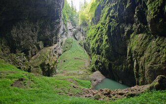 CK Turancar, autobusový poznávací zájazd, Morava, priepasť Macocha CK Turancar, autobusový poznávací zájazd, Morava, priepasť Macocha