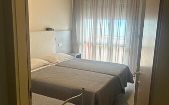 Hotel ARON - dovolenka v stredisku Viserbella di Rimini - zájazdy individuálnou a autobusovou dopravou do Talianska CK TURANCAR