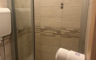 Hotel ARON - dovolenka v stredisku Viserbella di Rimini - zájazdy individuálnou a autobusovou dopravou do Talianska CK TURANCAR