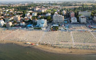 Villa dei Fiori v letovisku Viserbella - Rimini - dovolenka autobusovou a individuálnou dopravou CK TURANCAR