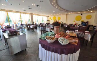 Hotel Michelangelo - reštaurácia - letecký zájazd s CK Turancar  Korfu - Kassiopi