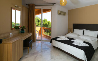 Elotia Hotel - dvojlôžková izba- letecký zájazd CK Turancar - Kréta, Karvos