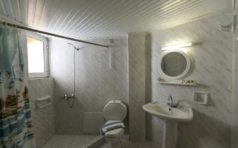 Elotia Hotel - kúpeľňa- letecký zájazd CK Turancar - Kréta, Karvos