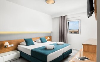 Hotel Maleme Mare Beachside - dvojlôžkový apartmán - letecký zájazd CK Turancar - Kréta, Maleme