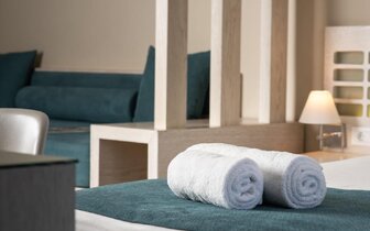 Hotel Maleme Mare Beachside - dvojlôžkový apartmán - letecký zájazd CK Turancar - Kréta, Maleme