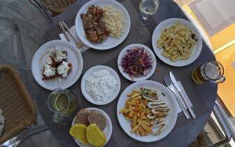 Hotel Maleme Mare Beachside - strava - letecký zájazd CK Turancar - Kréta, Maleme