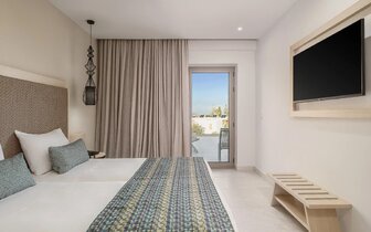 Hotel Sirios Village Luxury - superior rodinná jednolspálňová suita - letecký zájazd CK Turancar - Kréta, Kato Daratso