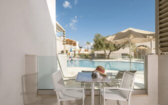 Hotel Sirios Village Luxury - Superior izba - letecký zájazd CK Turancar - Kréta, Kato Daratso